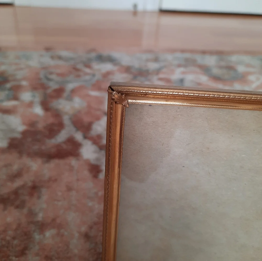 Vintage gold tone small metal picture frame